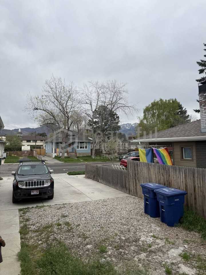 2324 S Green St #U1 - Photo 2 of 8