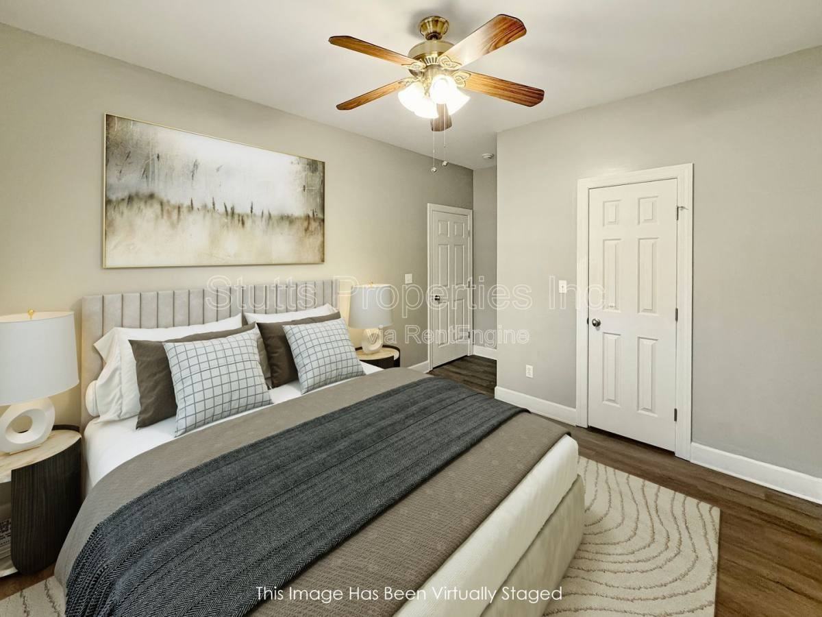 11 Cedarbrook Ln - Photo 3 of 10