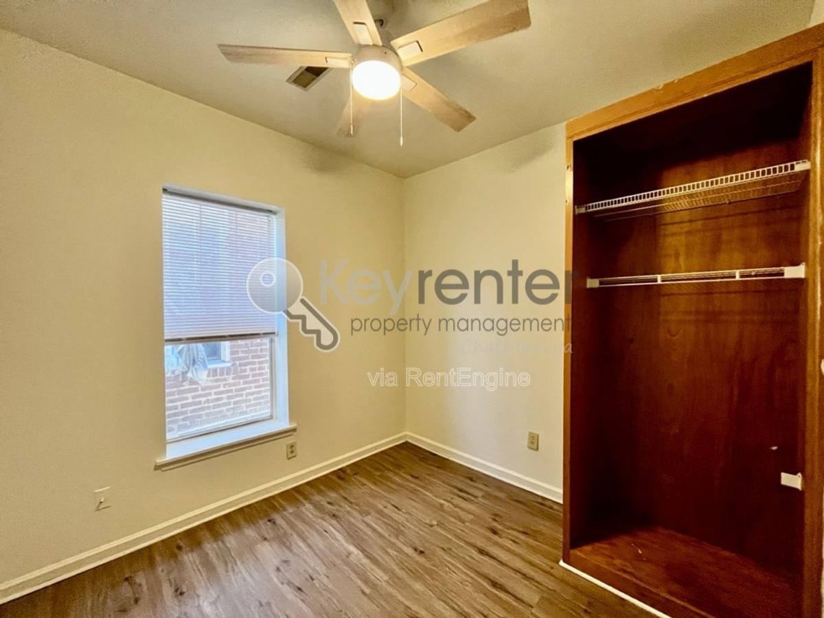 77 E 17th St - Photo 2 of 9
