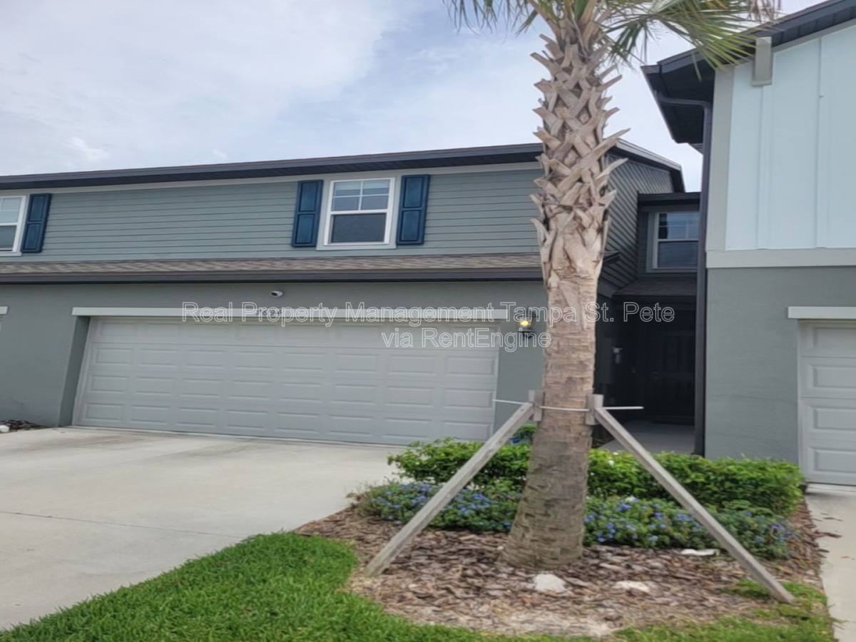 7694 Momentum Pkwy - Photo 2 of 10