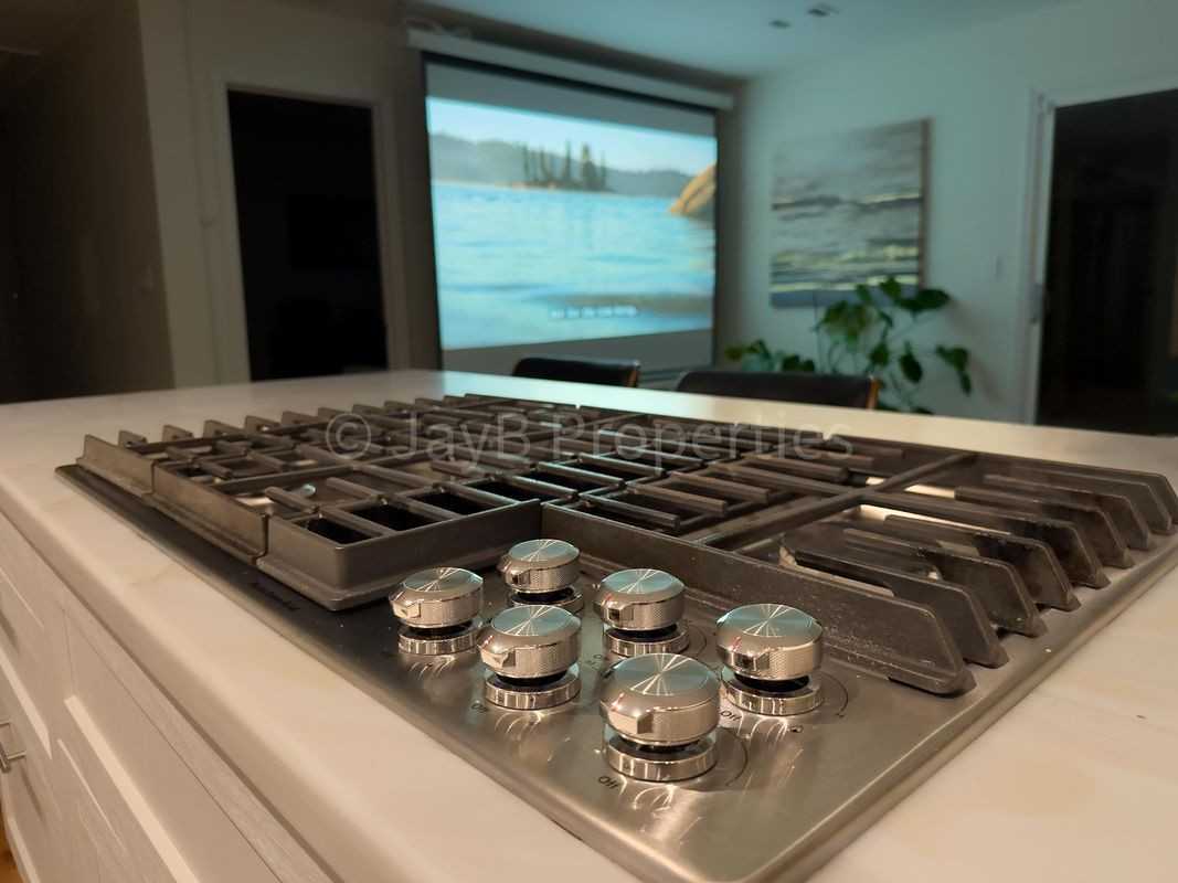 3169 Cloverhurst Dr - Photo 4 of 20