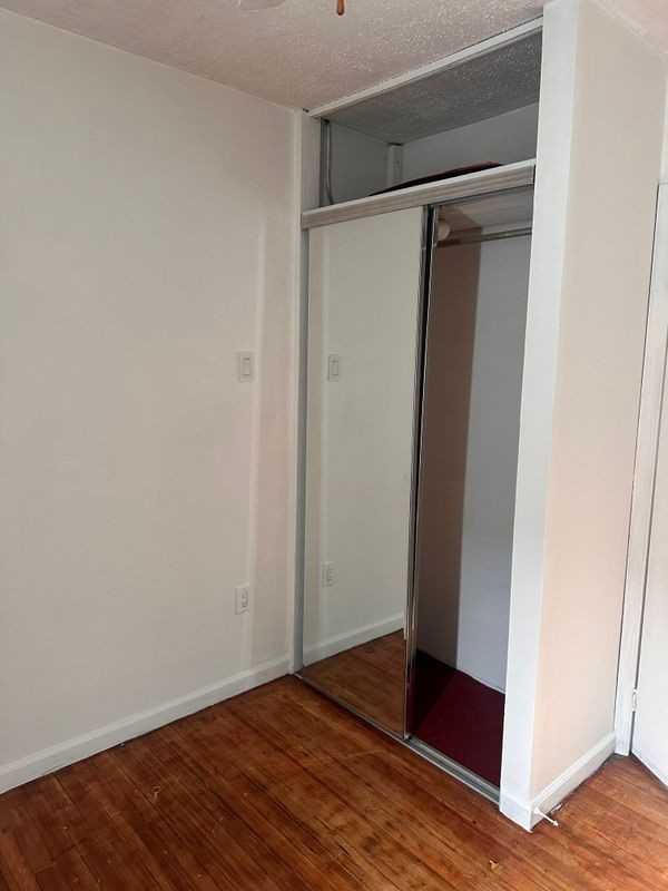 9201 220th St ##2 - Photo 5 of 9