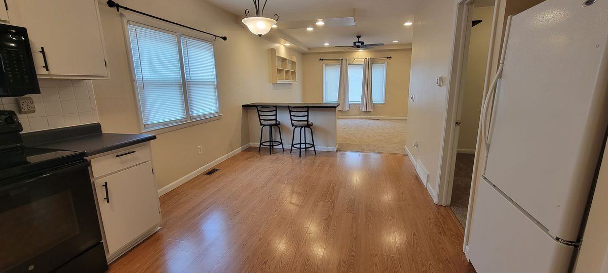 244 West Ave - Photo 5 of 12