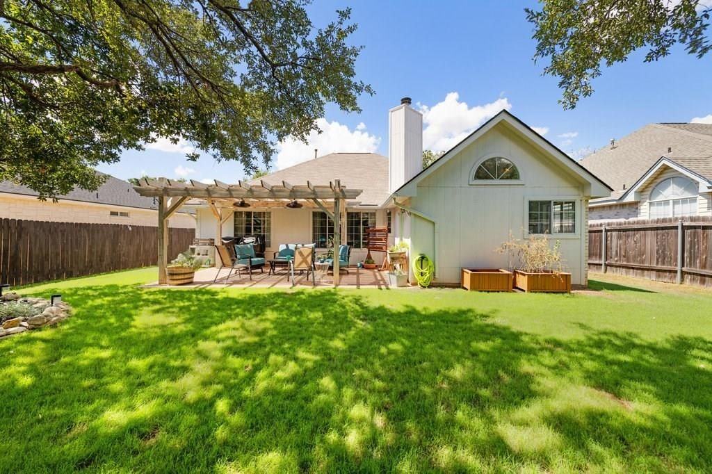 16303 Lone Wolf Dr - Photo 3 of 3