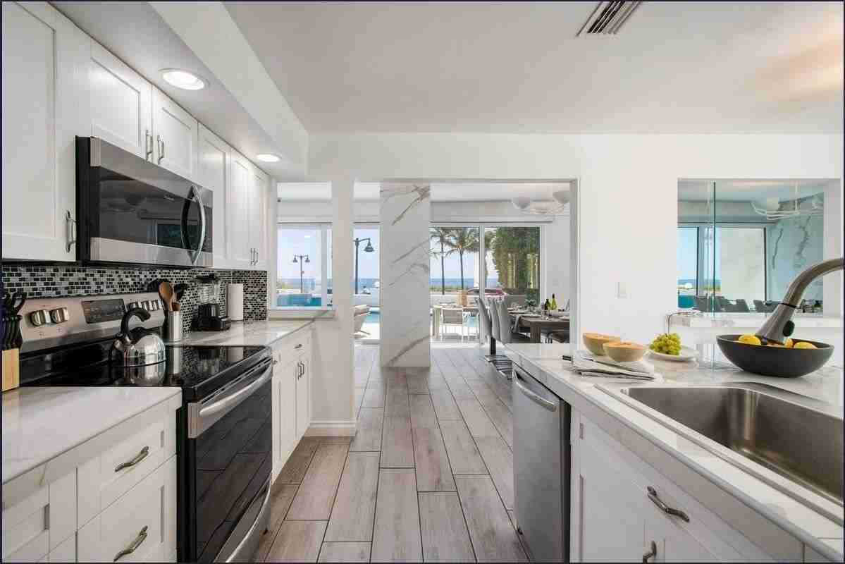 3350 Ne 14th Ct - Photo 4 of 24