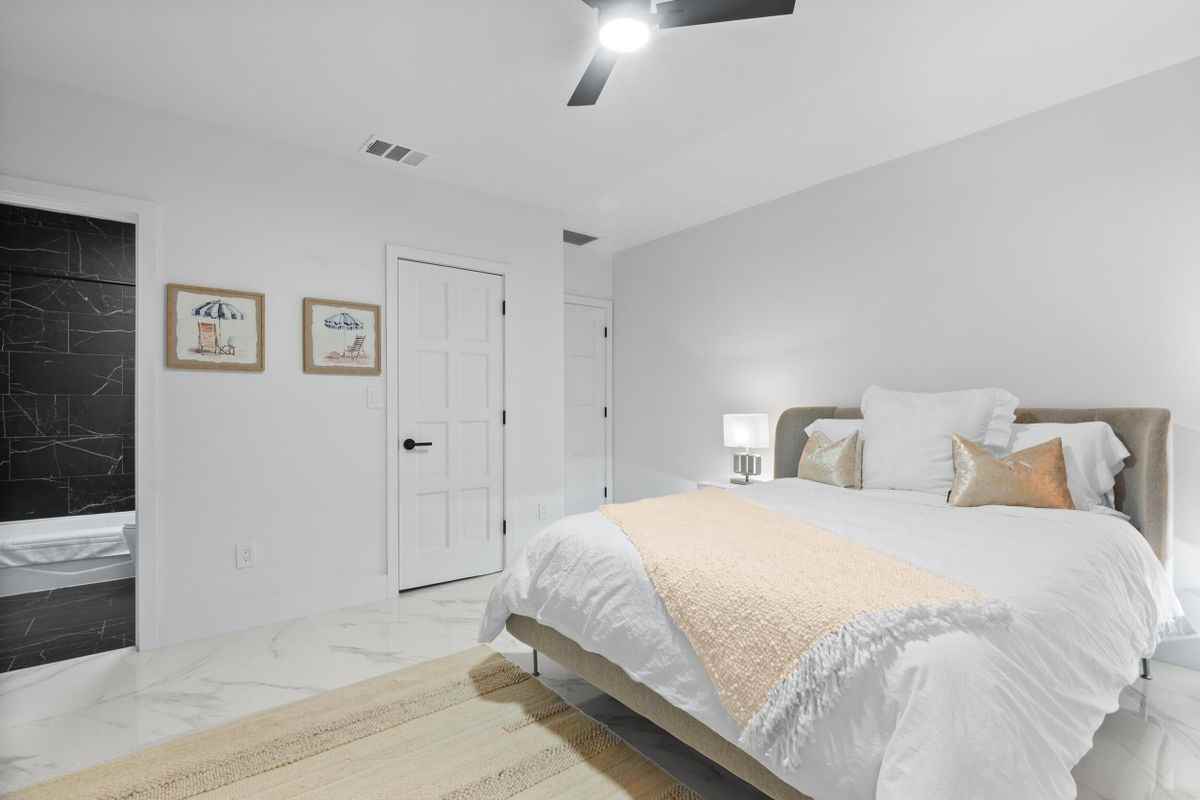 516 Royal Plaza Dr ##0 - Photo 4 of 27