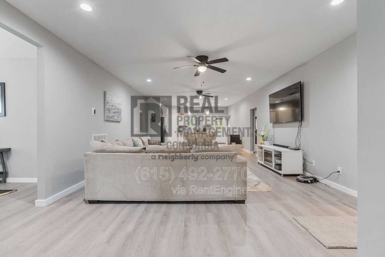 286 Emily Ln - Photo 7 of 29