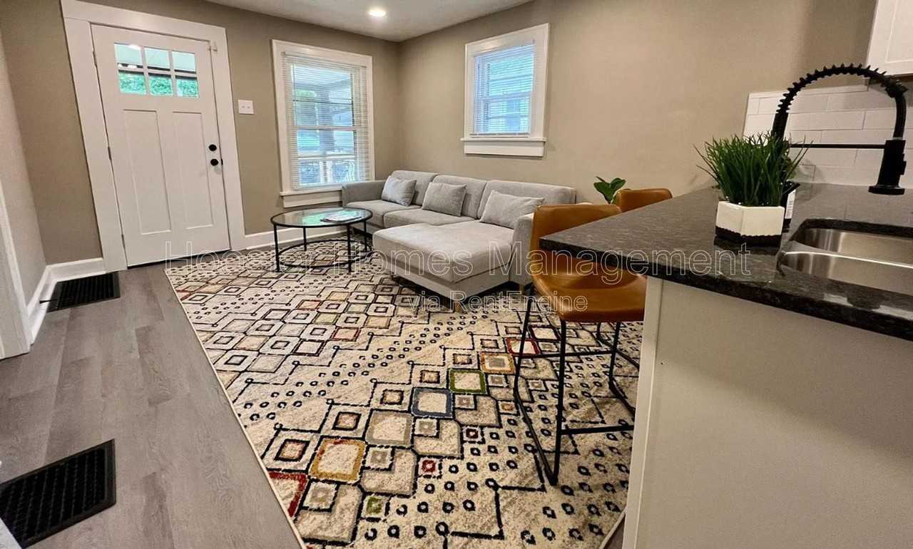 5128 Primrose Ave - Photo 6 of 20