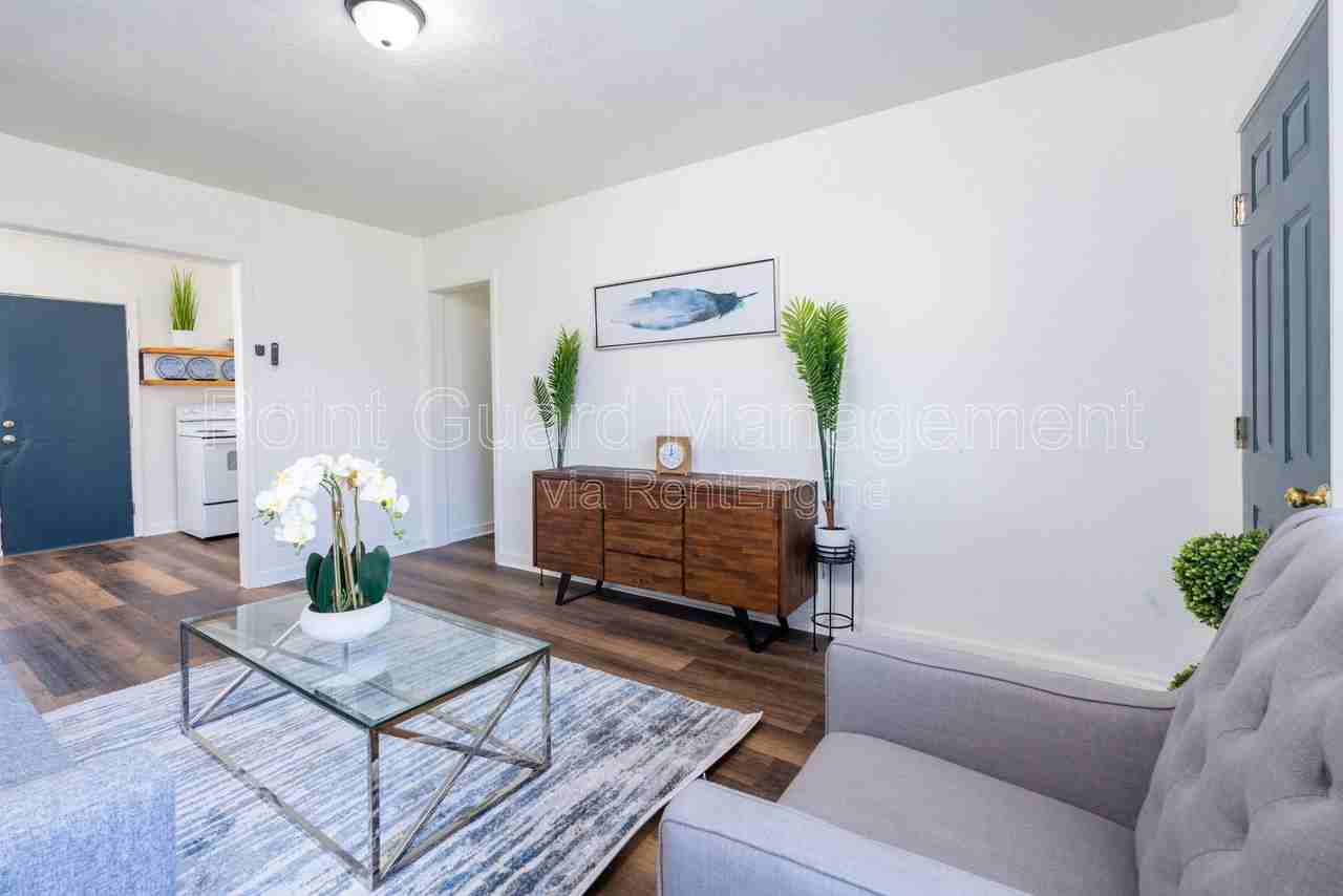 810 Sylvan Ln #810S - Photo 3 of 23