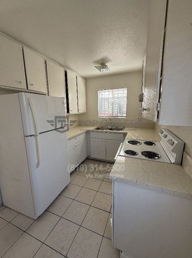 3871 Marlborough Ave - Photo 5 of 11