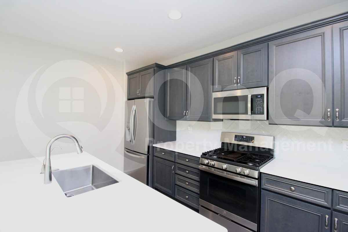 3044 N Cholla St - Photo 5 of 25