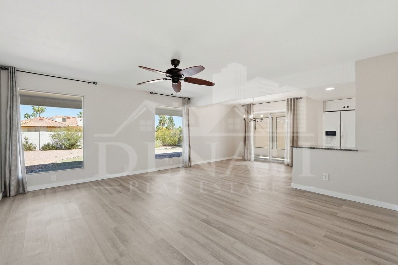 10602 E Elmhurst Dr - Photo 4 of 29