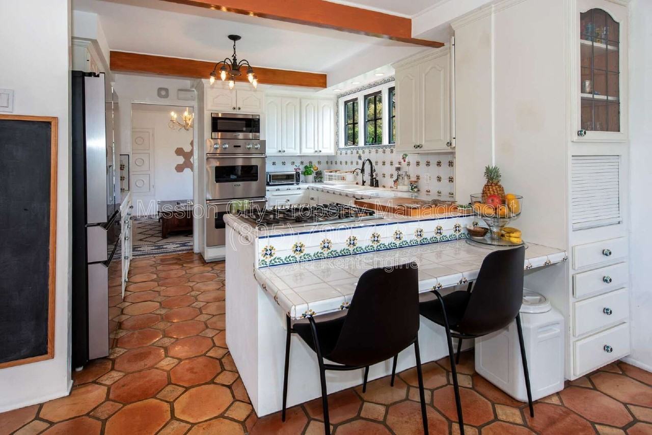 857 Cheltenham Rd - Photo 6 of 23