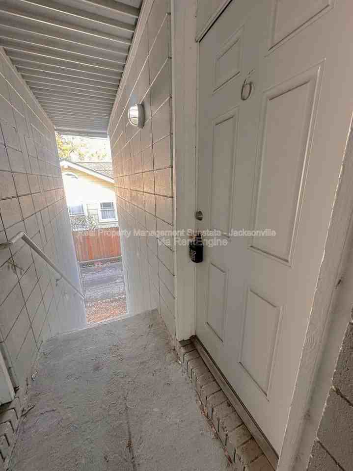 2877 Post St #06 - Photo 2 of 6