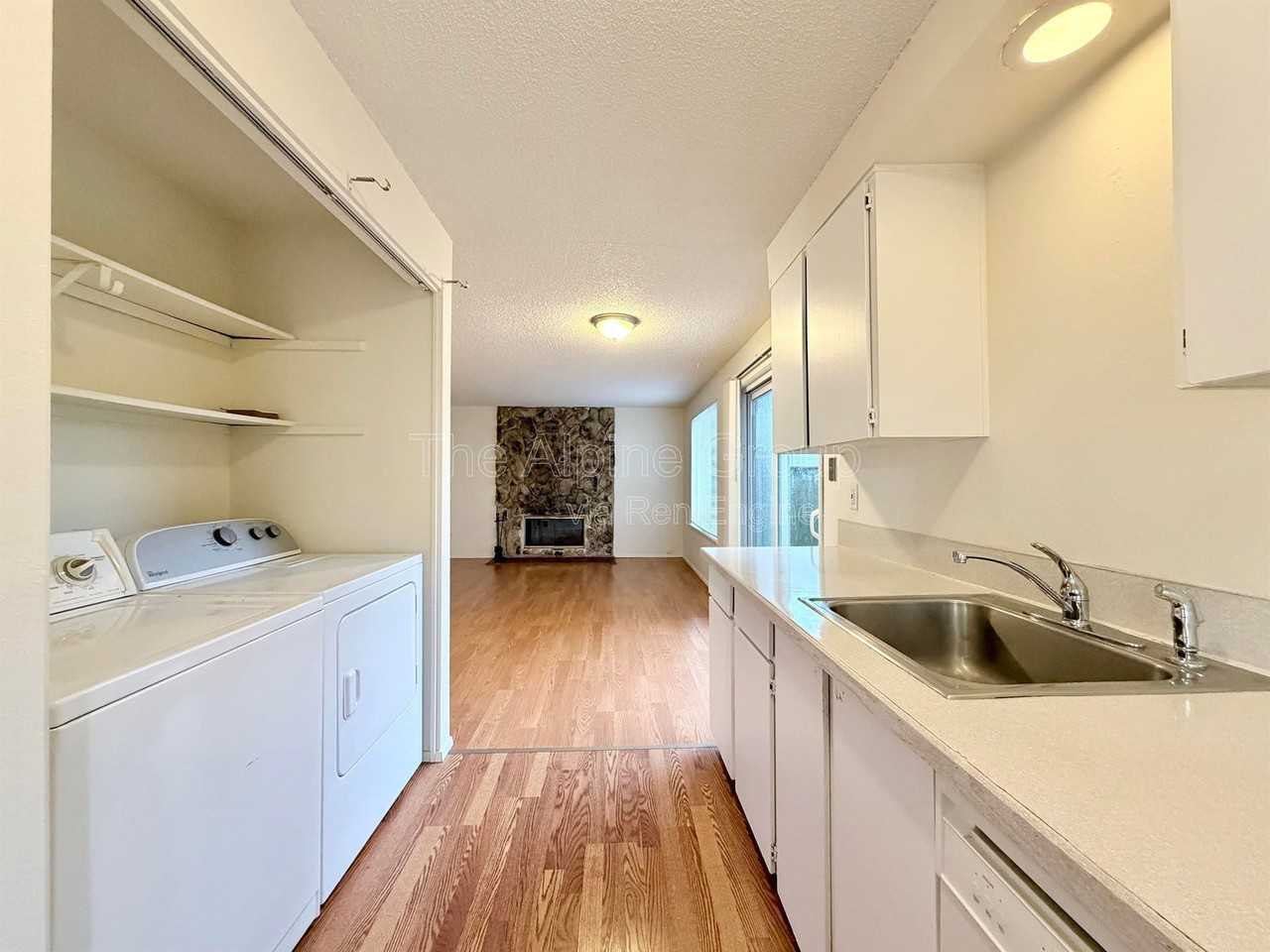 13938 Se Powell Blvd #2 - Photo 2 of 12