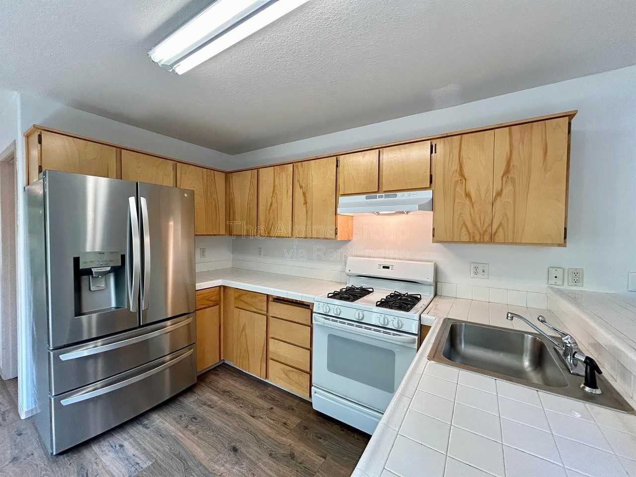 11015 Sw 41st Ave - Photo 4 of 15