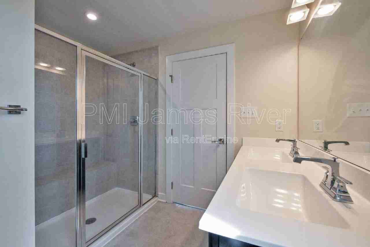 8225 Spiral Dr - Photo 7 of 16