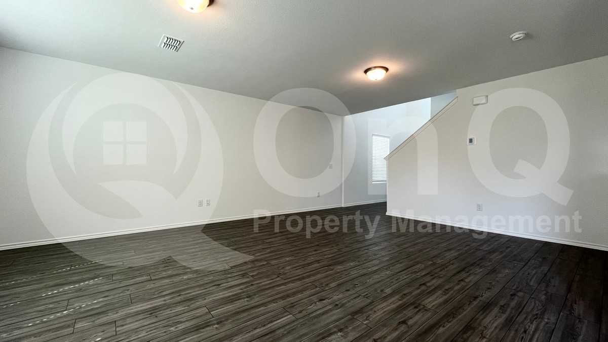 812 Poppy Cove Ln - Photo 6 of 22