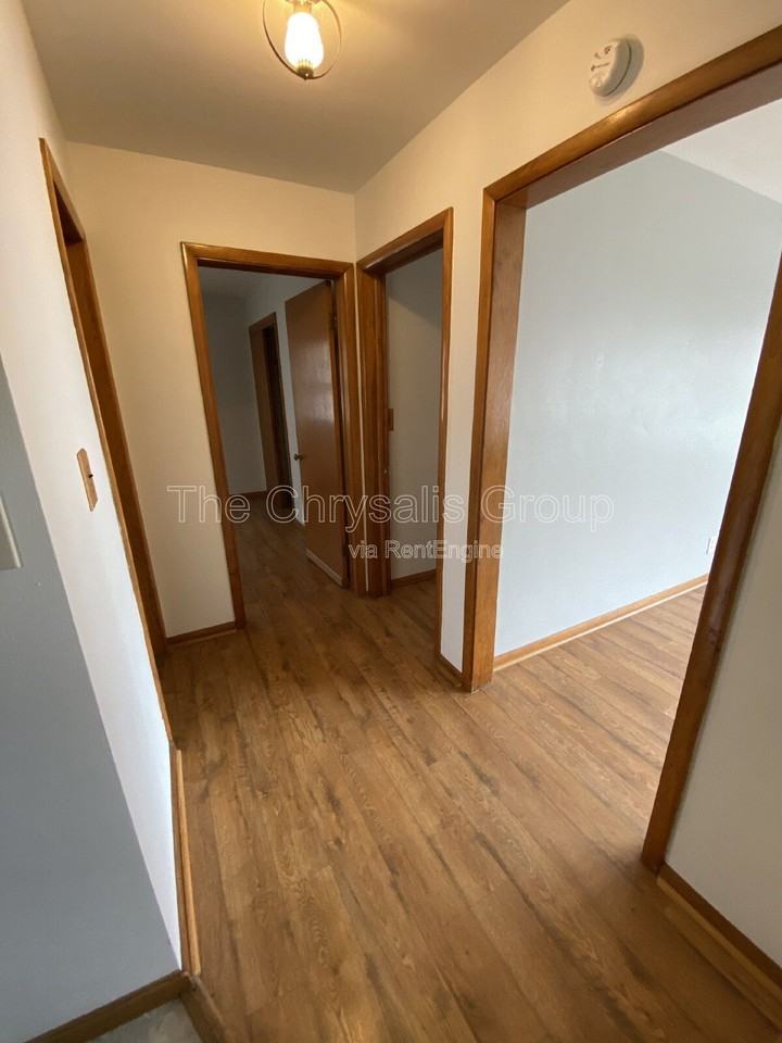 2417 Circle Dr - Photo 5 of 10