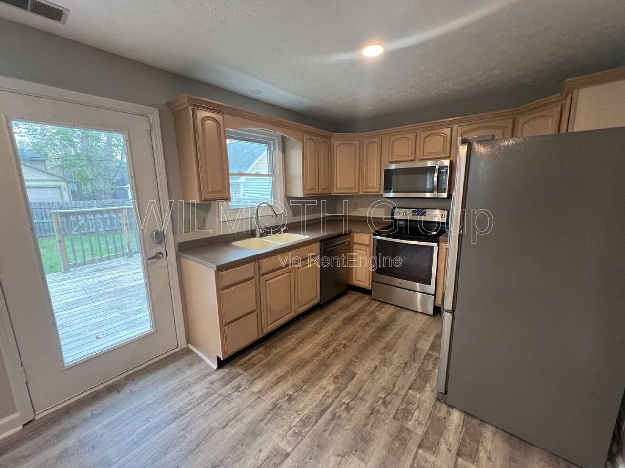 2611 N Delaware St - Photo 7 of 29