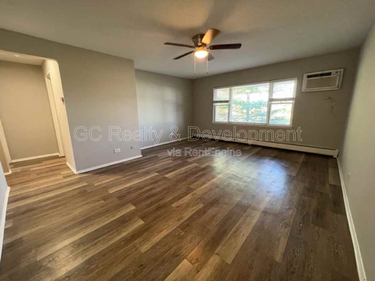 312 N Warwick Ave #1C - Photo 2 of 15