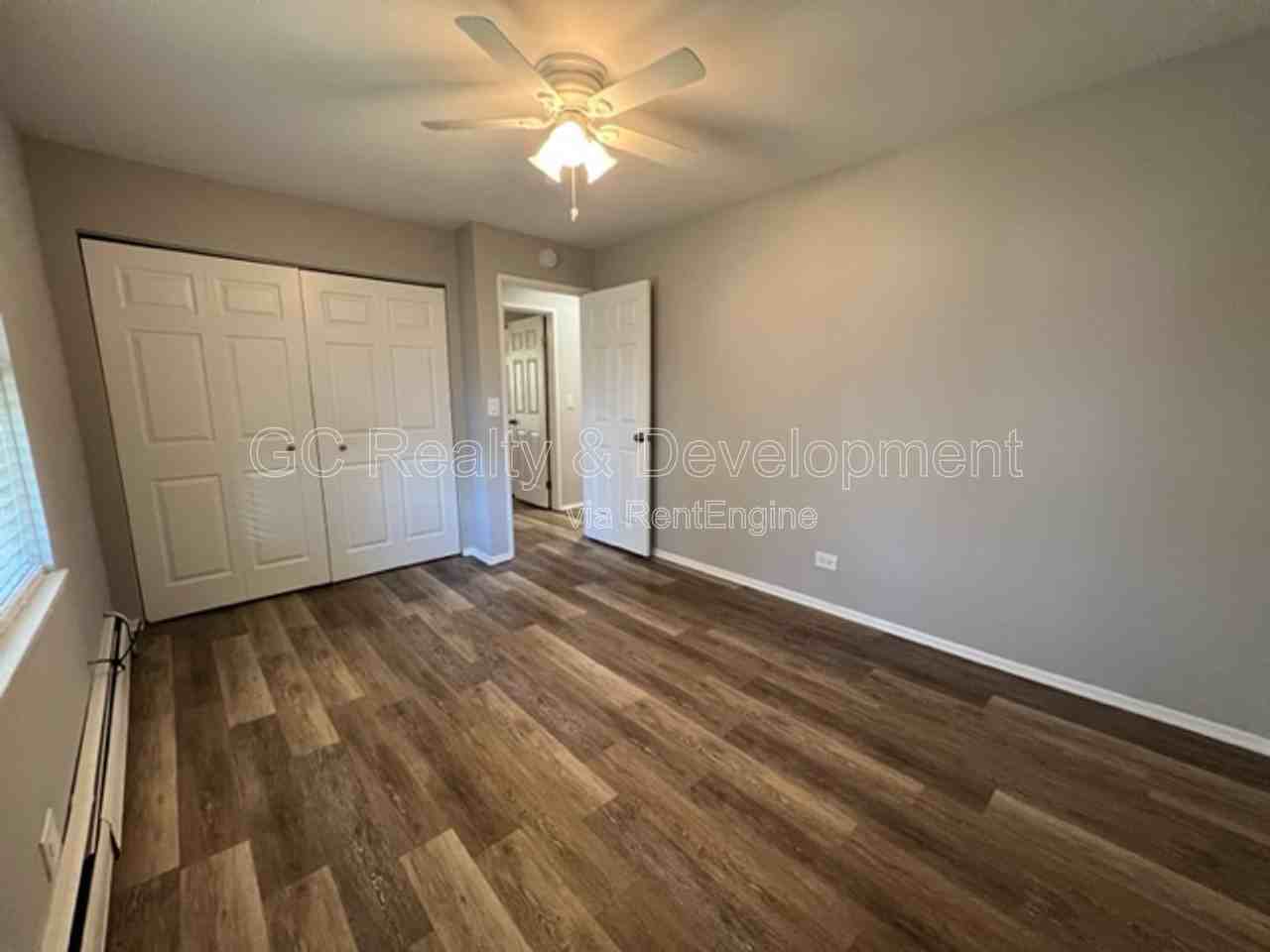 312 N Warwick Ave #1C - Photo 4 of 15