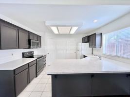 featured image of 6535 N Vista Ave