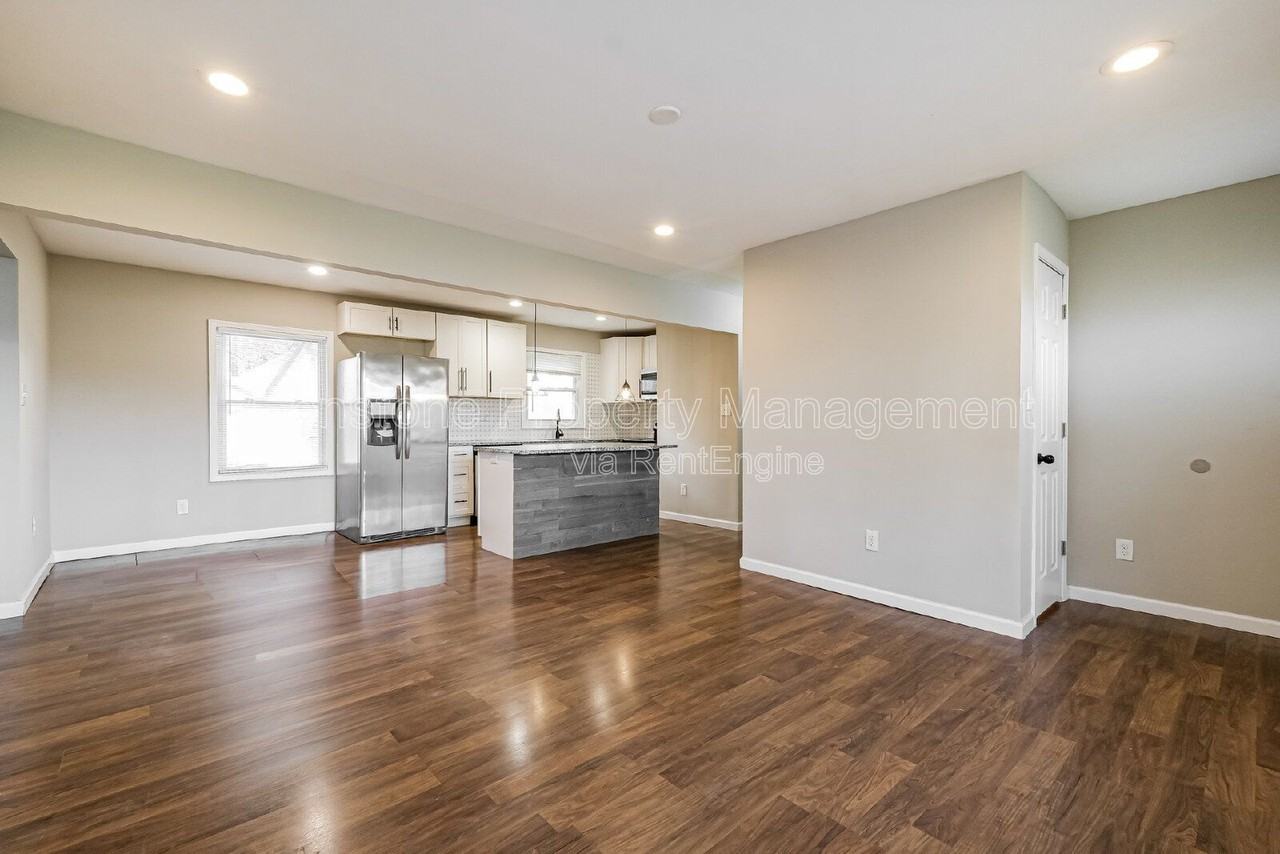 5362 Montezuma Dr Sw - Photo 5 of 20