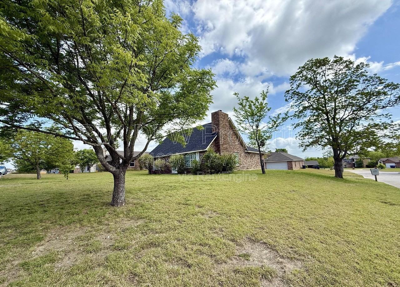 1001 Weiss Ave - Photo 6 of 23