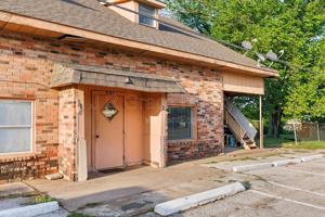 featured image of 801 E Yeagua St #2