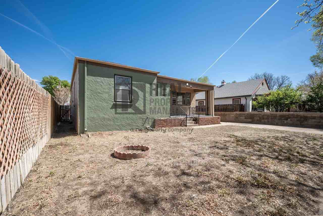 909 W Evans Ave - Photo 2 of 36