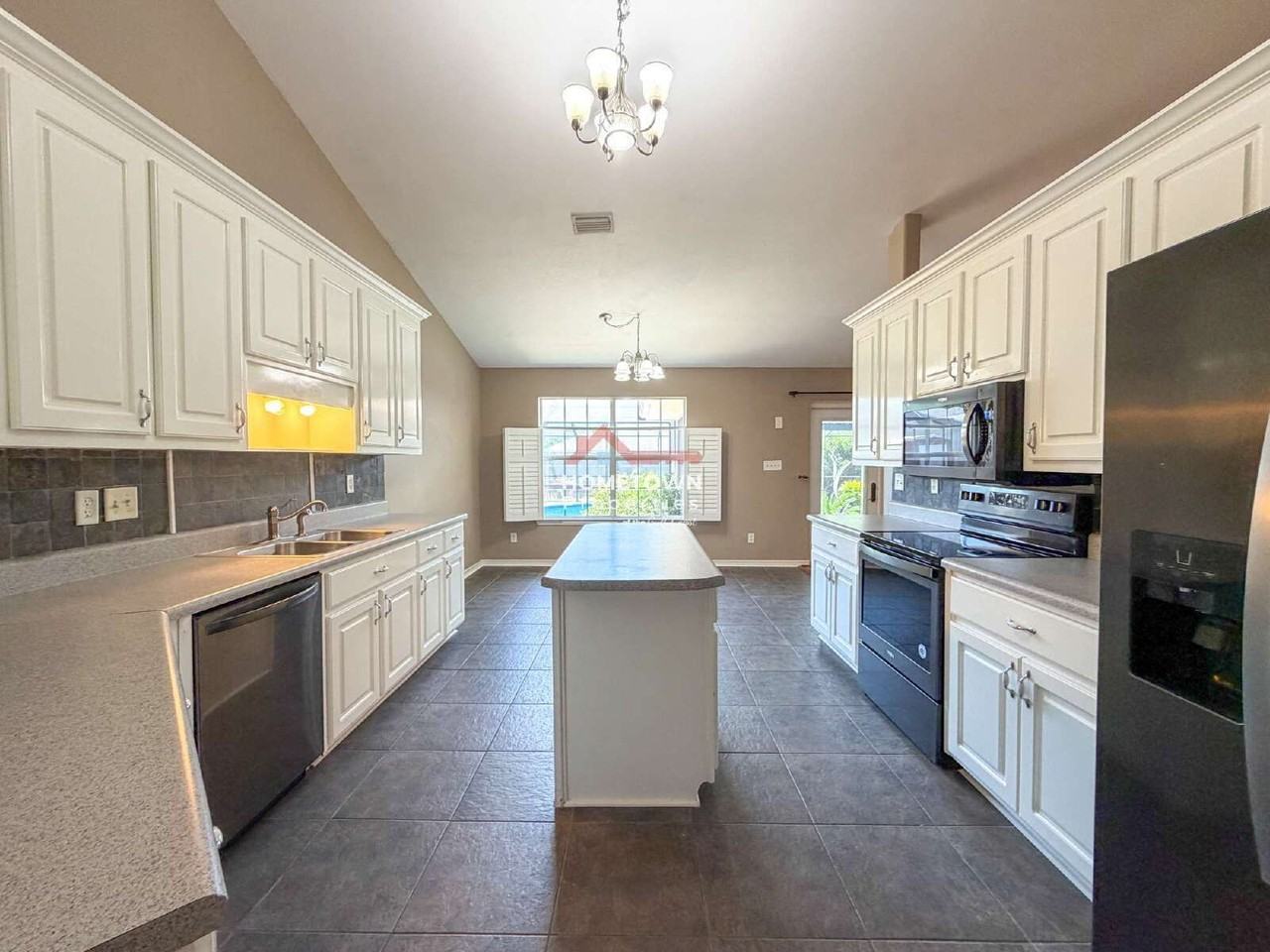 3977 High Bridge Dr - Photo 6 of 44