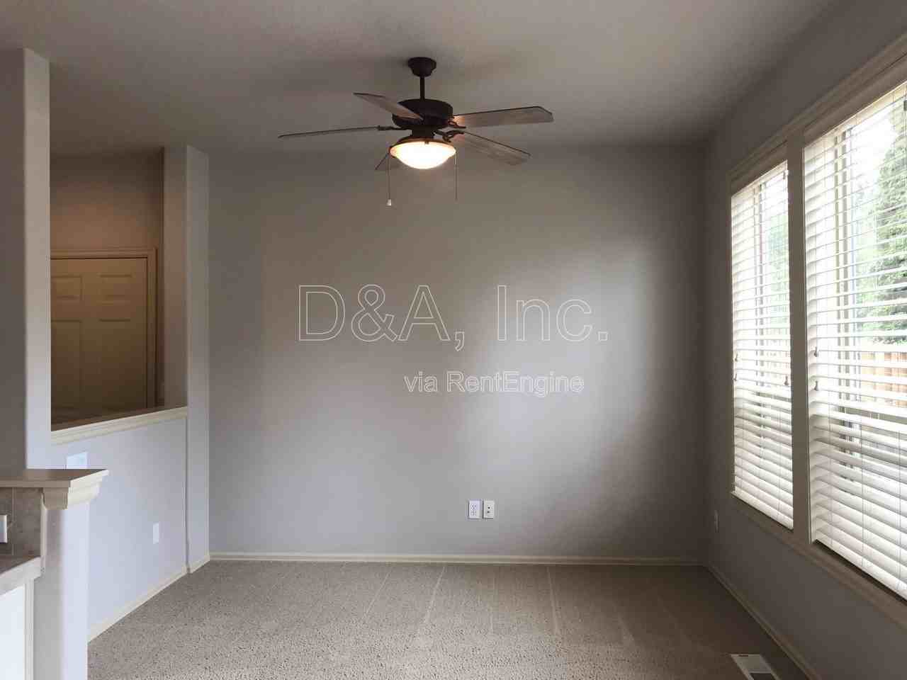 924 Troon St Nw - Photo 2 of 9