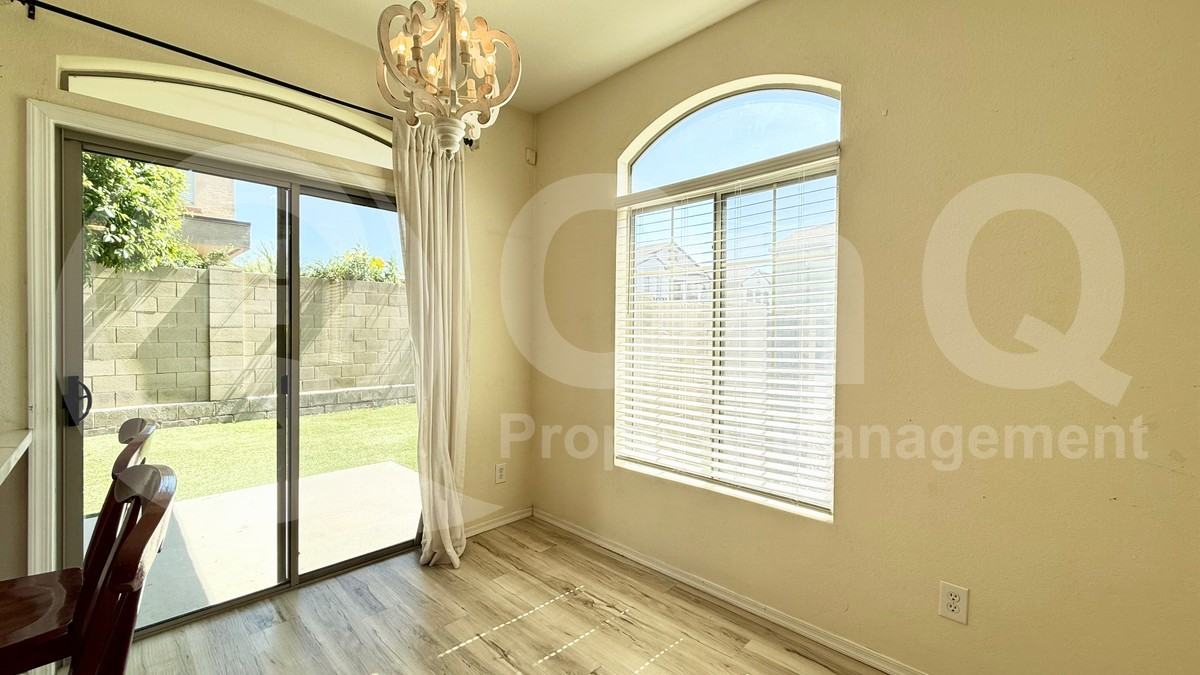 2725 E Mine Creek Rd #1085 - Photo 4 of 18