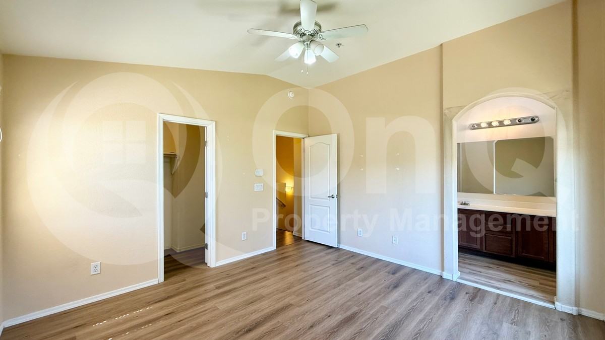 2725 E Mine Creek Rd #1085 - Photo 7 of 18