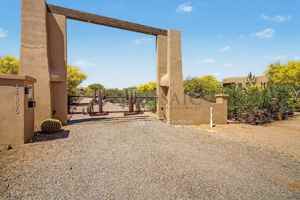 featured image of 14006 E Mark Ln