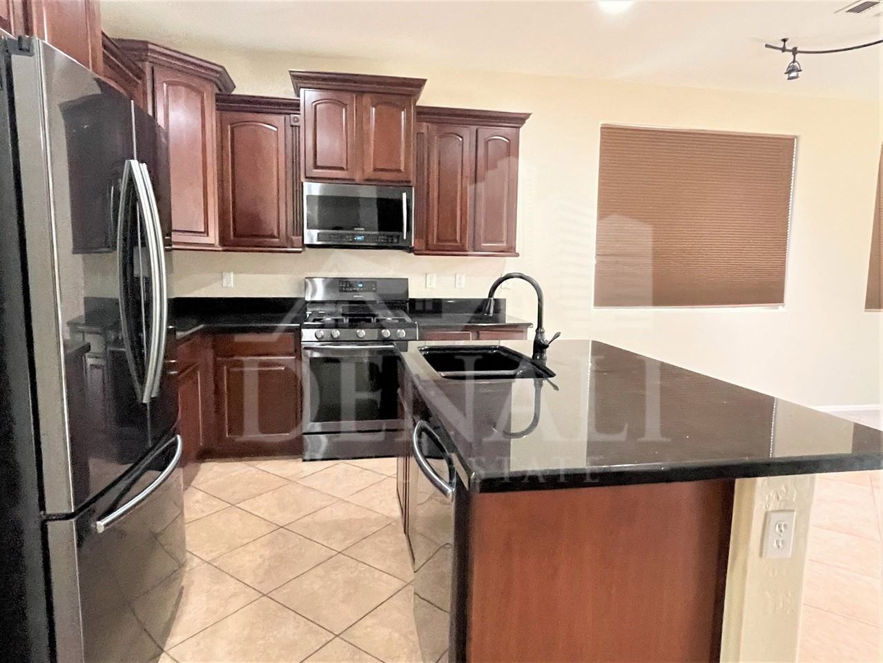 30204 N 73rd Ave - Photo 3 of 24