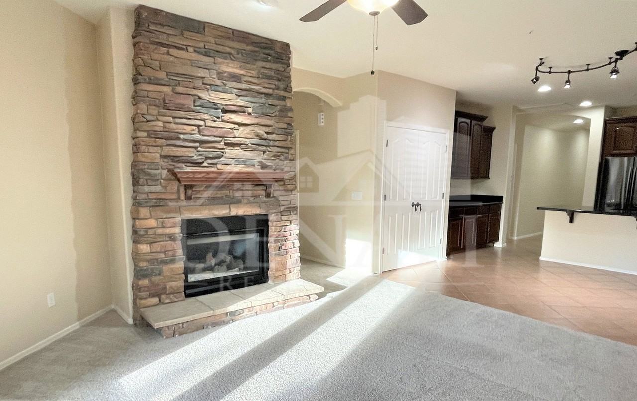 30204 N 73rd Ave - Photo 7 of 24