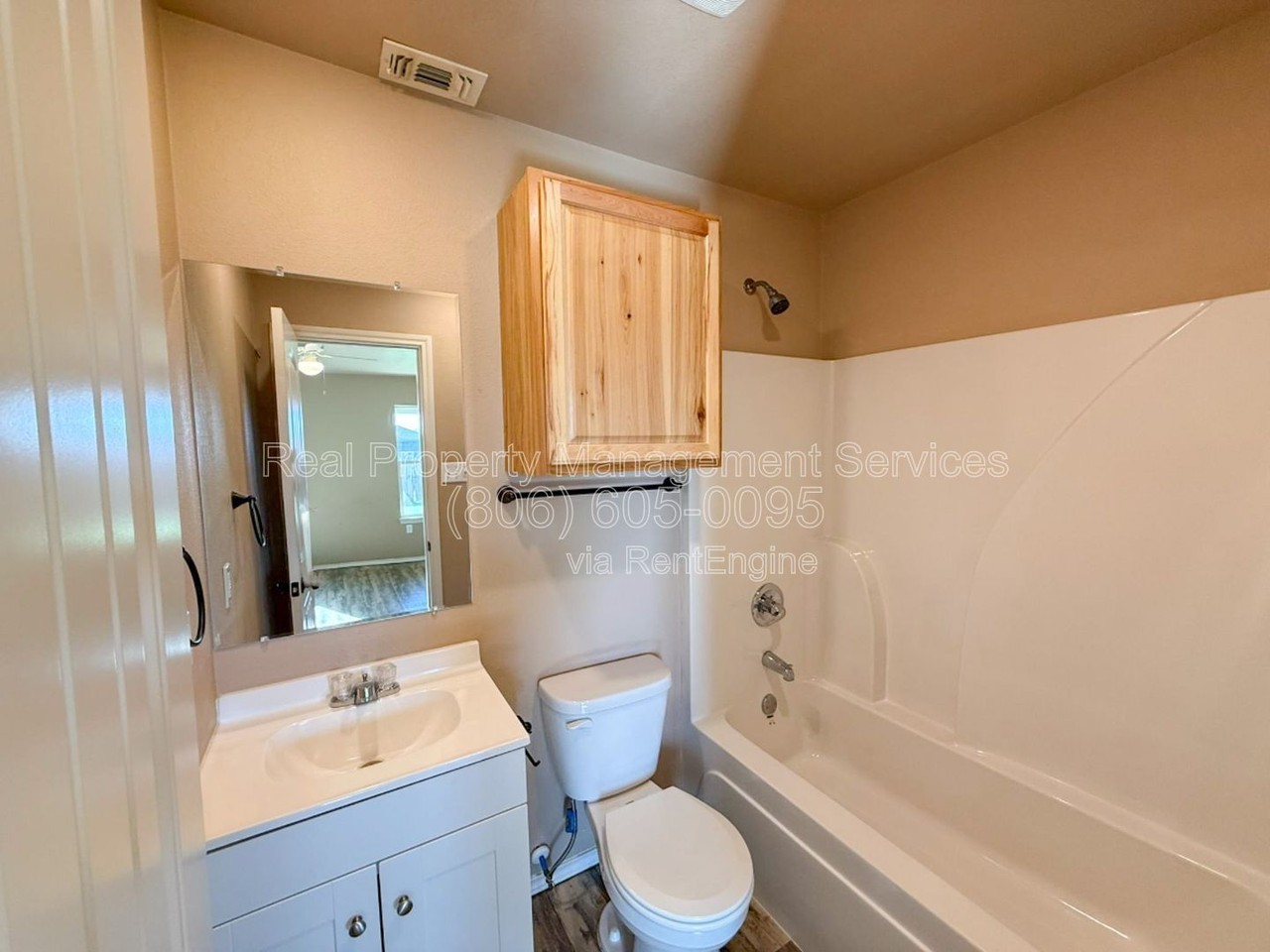 2420 N Avenue P - Photo 7 of 10