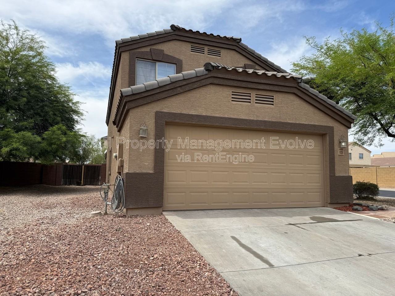 1526 S 217th Dr - Photo 3 of 36