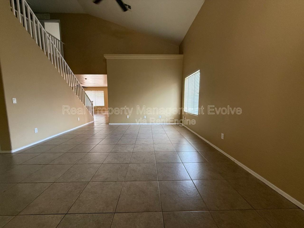 1526 S 217th Dr - Photo 4 of 36