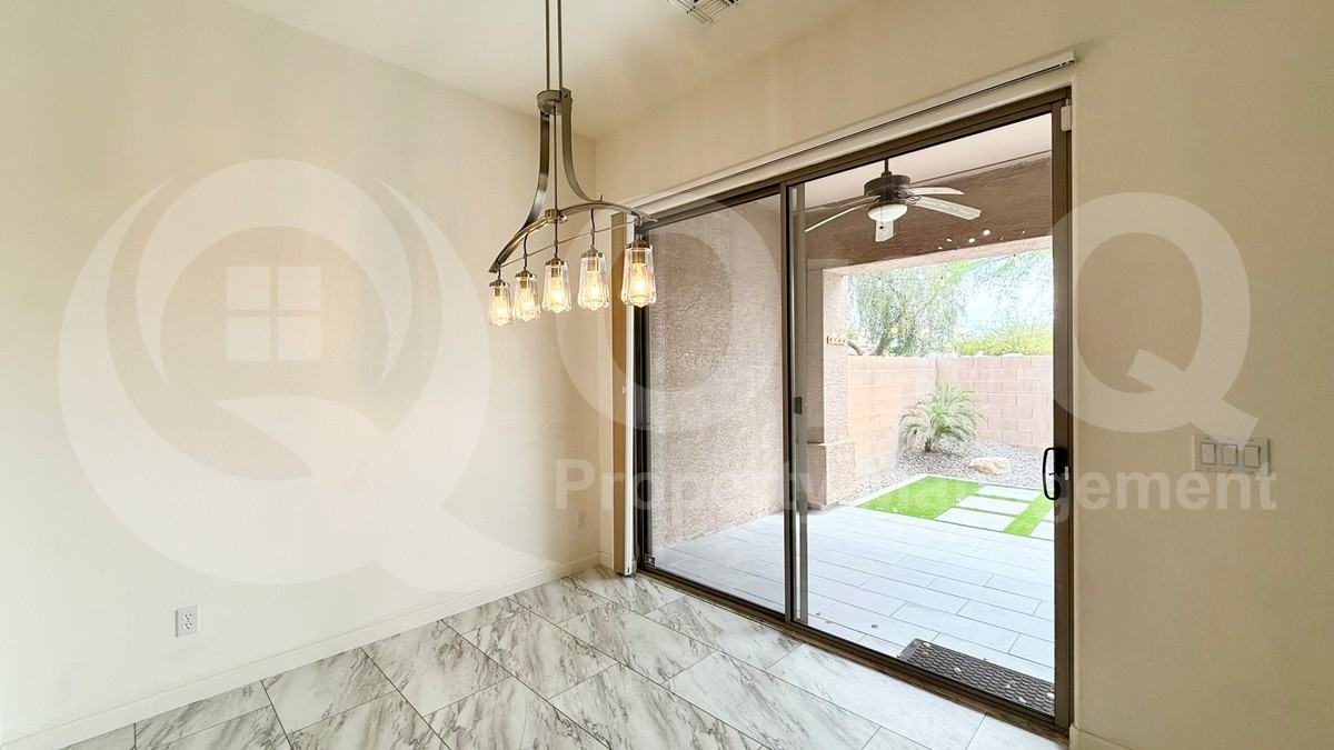 1387 W Marlin Dr - Photo 5 of 21