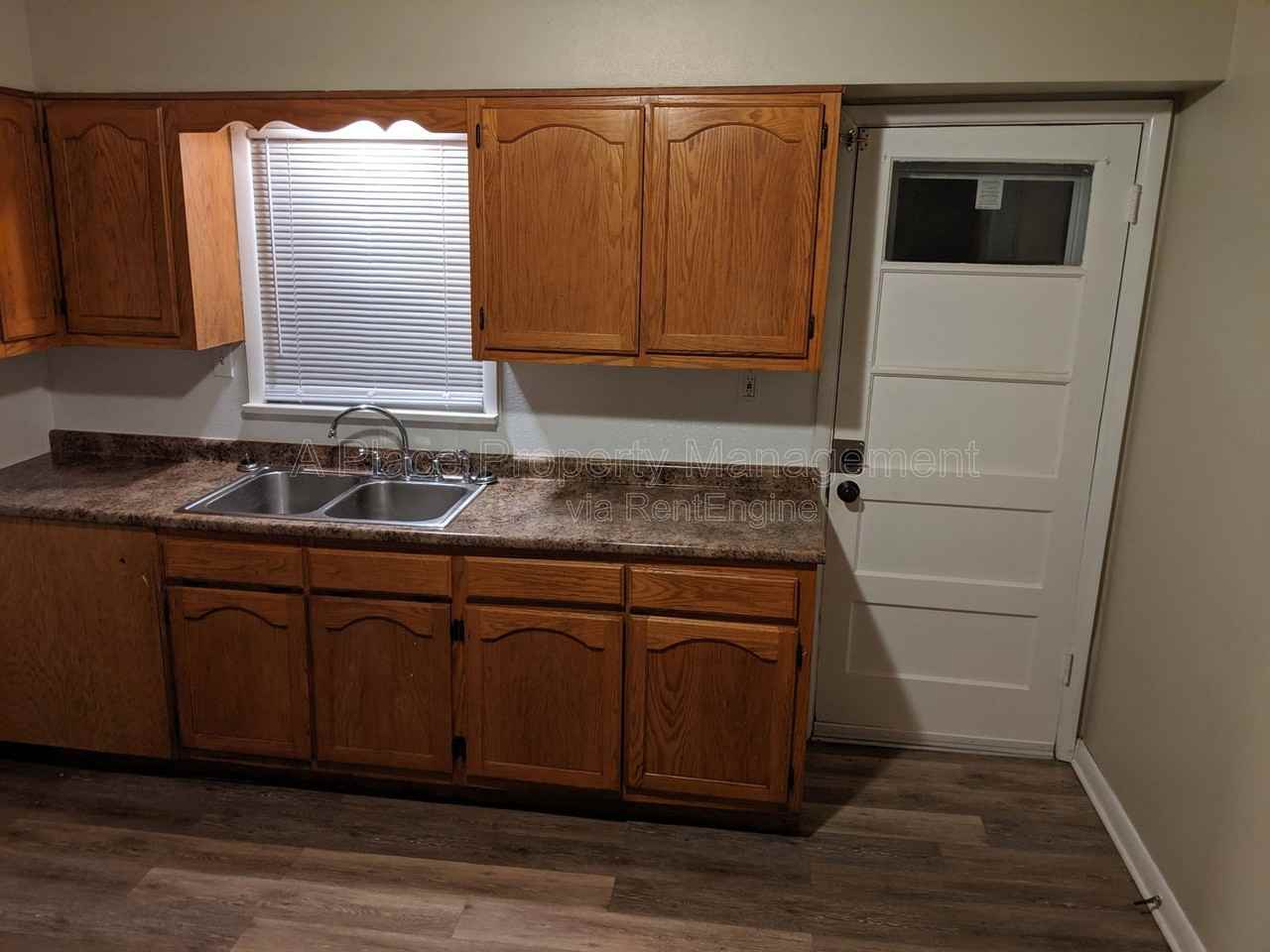 9215 Outerbelt Ct - Photo 4 of 21