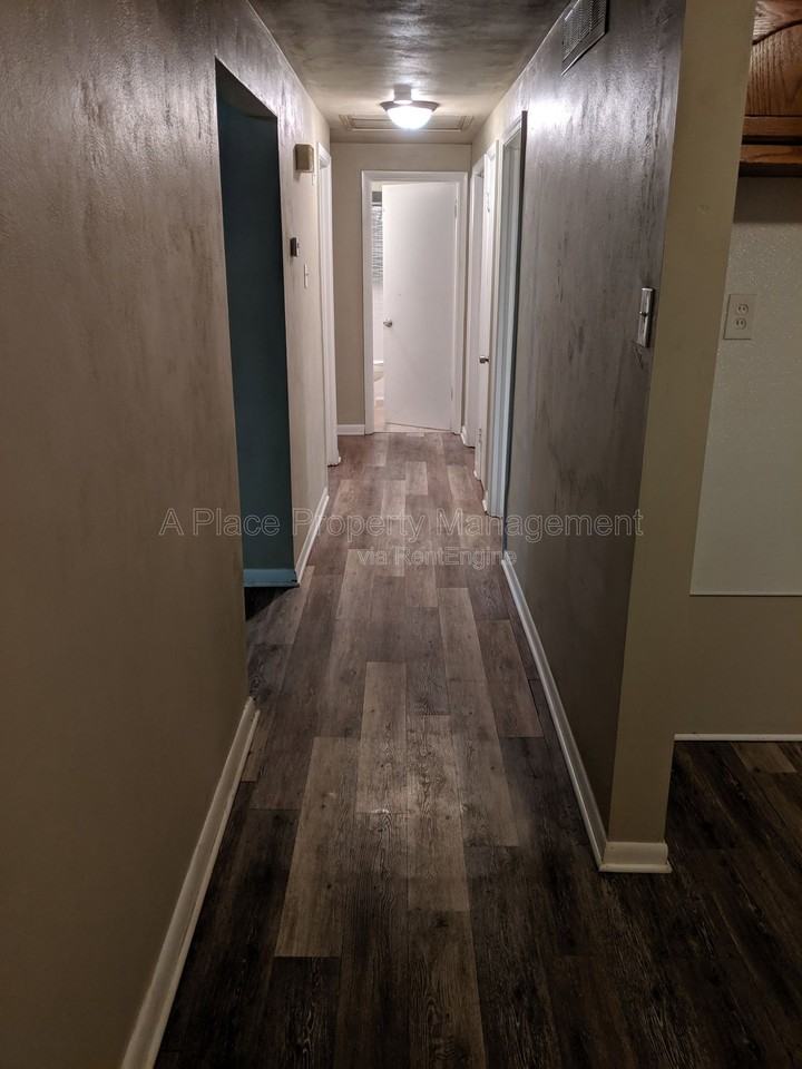 9215 Outerbelt Ct - Photo 5 of 21