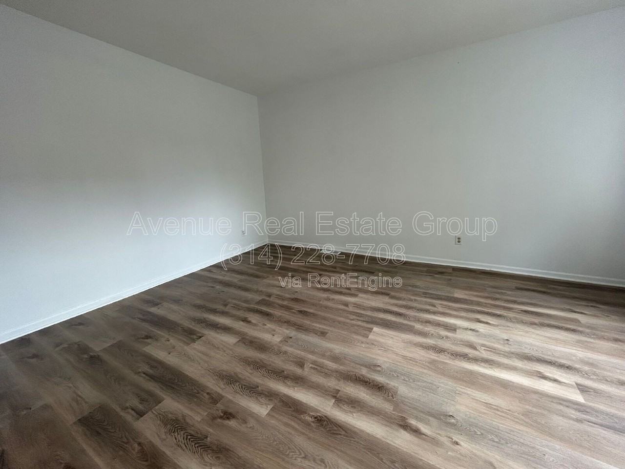 3831 Blaine Ave - Photo 2 of 13