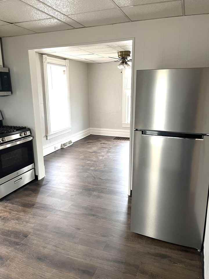 269 S Jefferson St #REAR - Photo 3 of 9