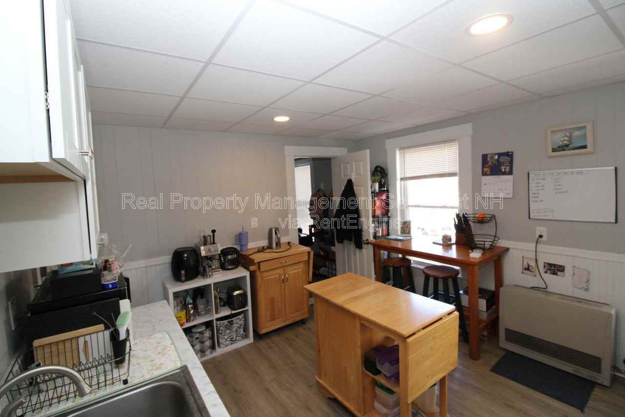 61 3rd St #202 - Photo 3 of 23