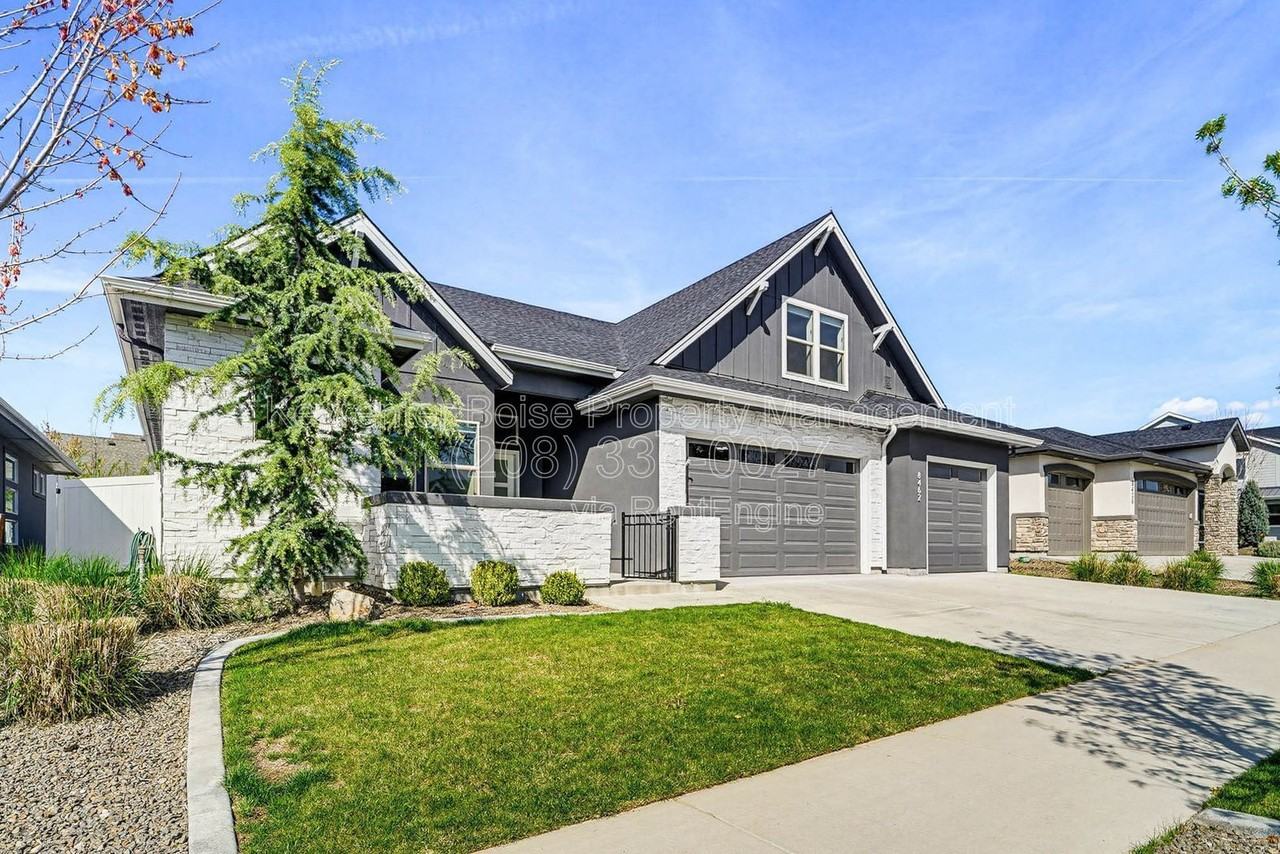 8462 W Suttle Lake Dr - Photo 2 of 45