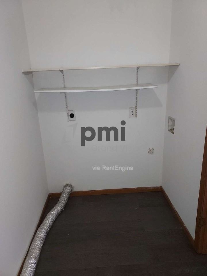 S State Route 48 - Photo 7 of 19