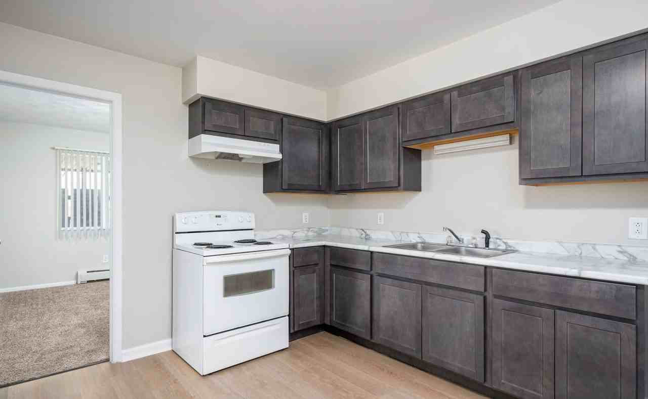 1525 Bacon Ave #16 - Photo 3 of 10